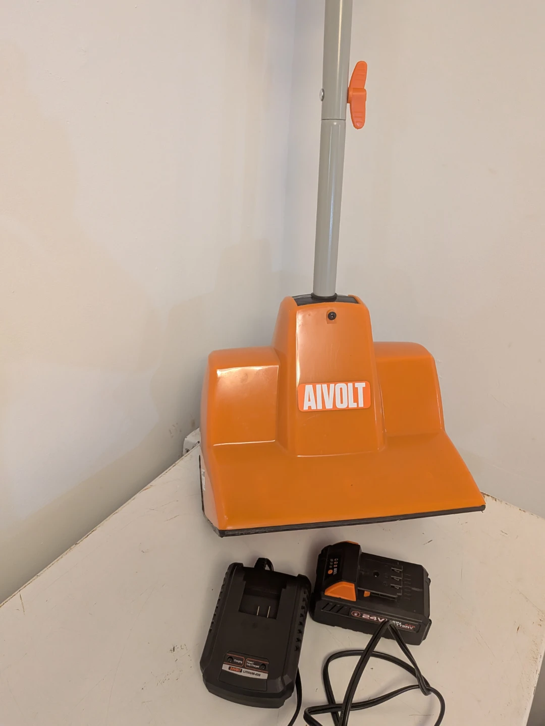 AIVOLT Cordless Electric Snow Shovel with 1 Batteries & Charger - photo 2