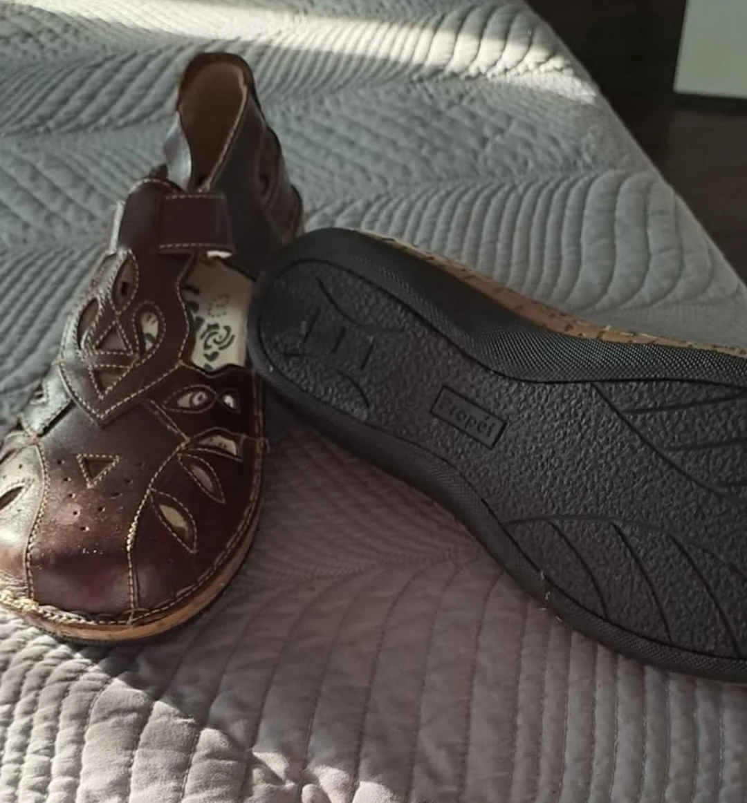 Propet Women's Brown Leather Cutout Mary Jane Shoes - photo 2