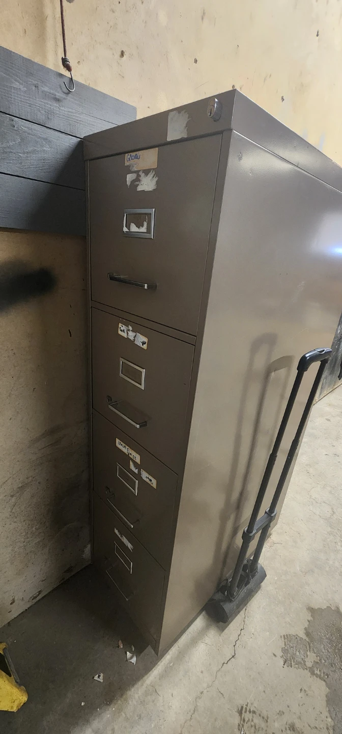 4-Drawer Filing Cabinet - photo 2