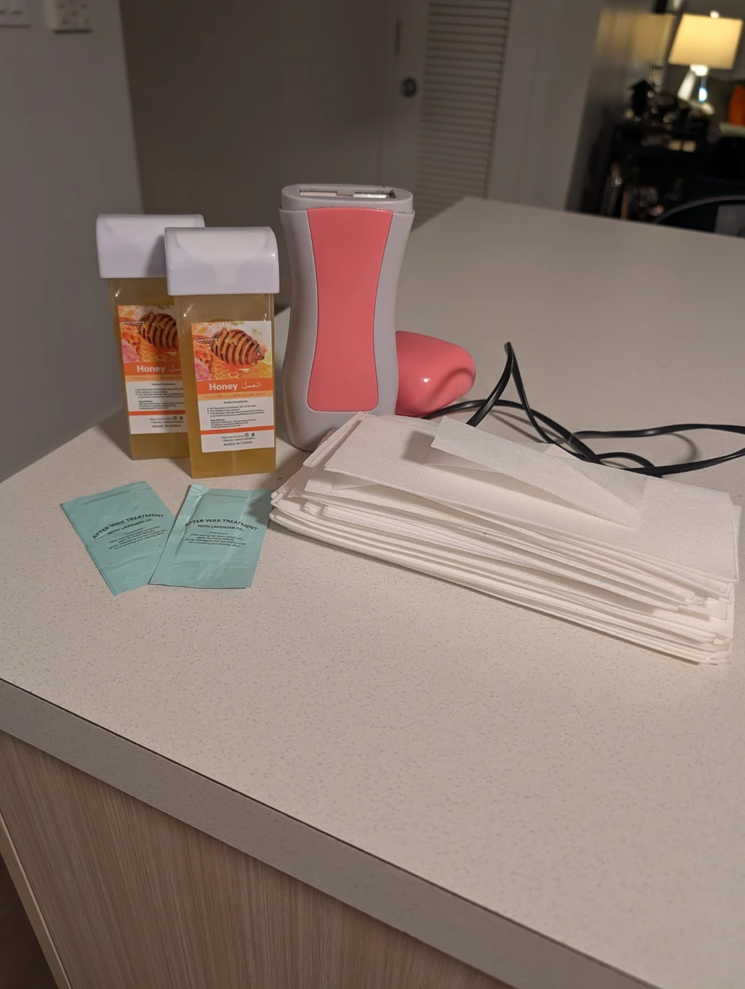 Honey Waxing Kit with Warmer and Strips - photo 2