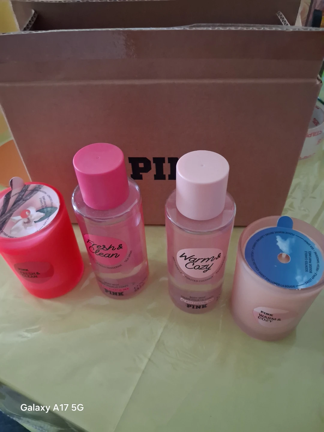 Victoria's Secret PINK Body Mist & Candle Set - photo 2