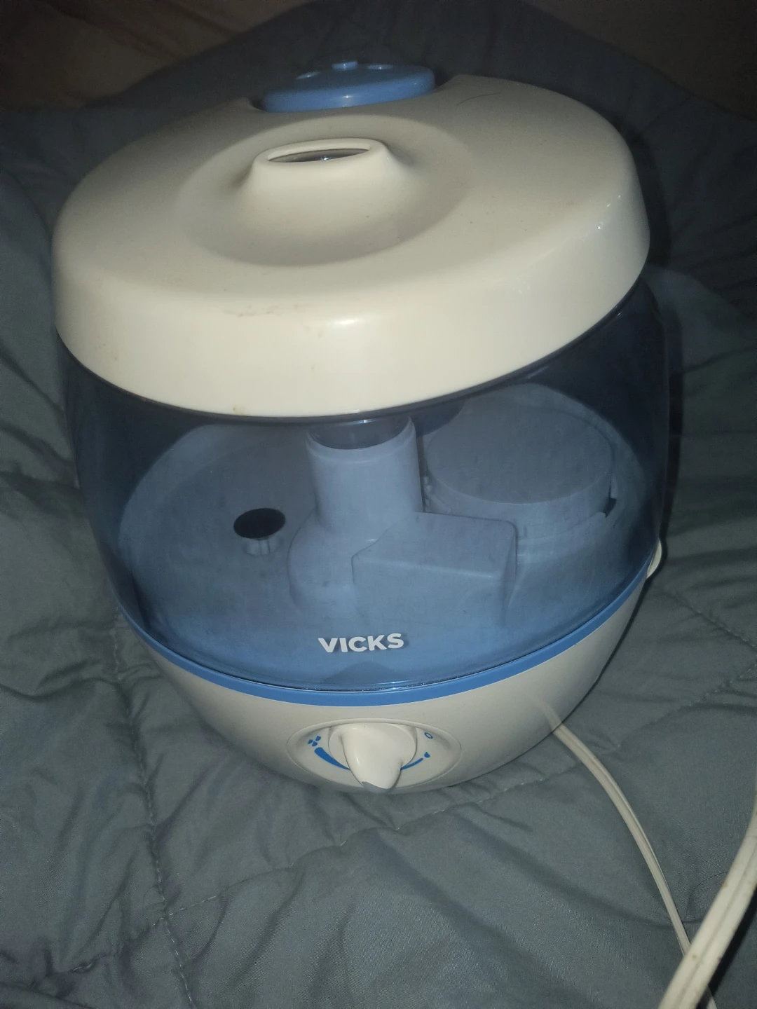 Vicks Humidifier - photo 2