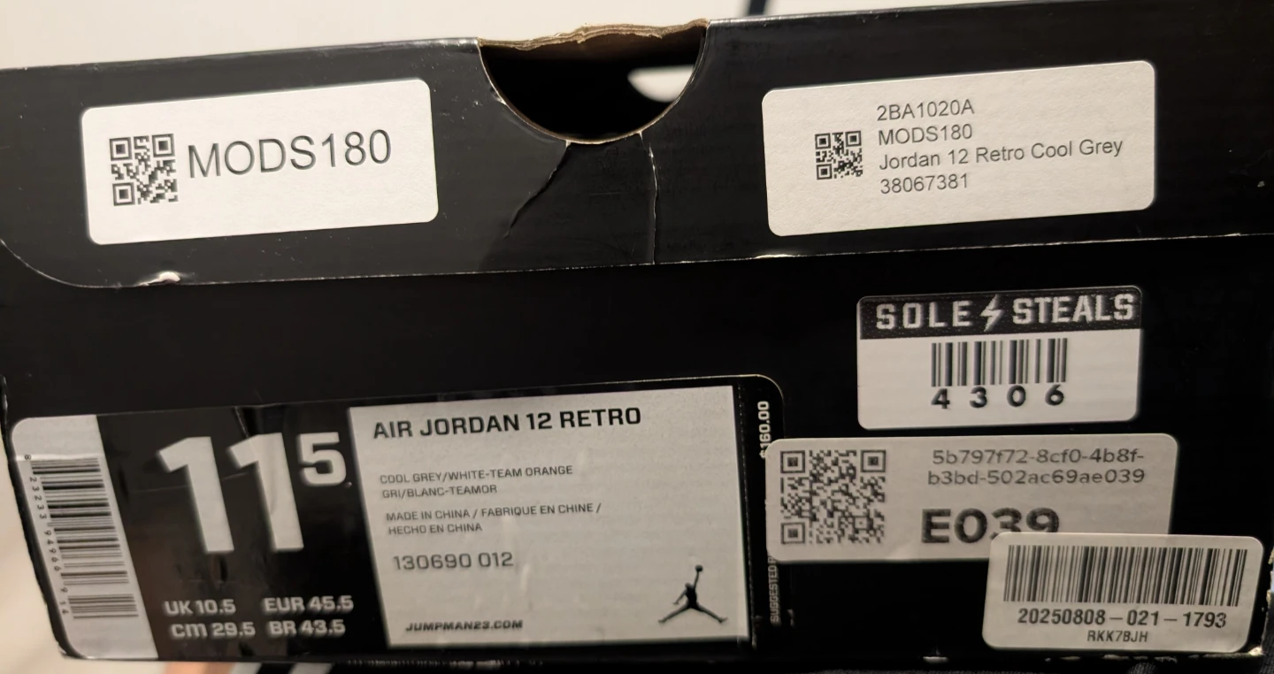 Bundle. Jordan 12 Retro Cool grey 2012, Jordan 6 Reverse Oreo - photo 2