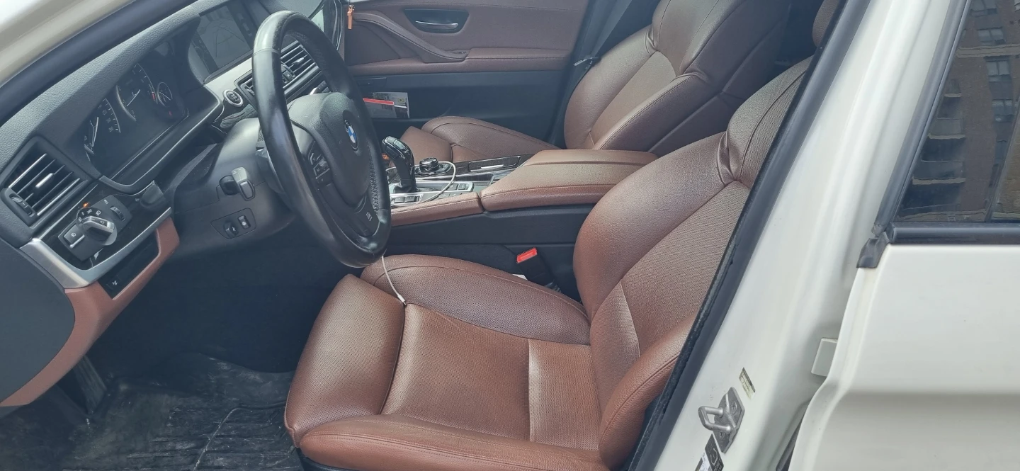 White BMW 5 Series Sedan - photo 5
