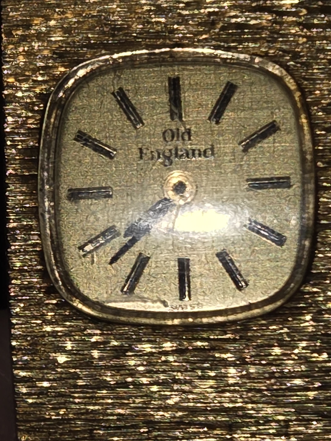 Old England Women's Gold-Tone Textured Watch - photo 5