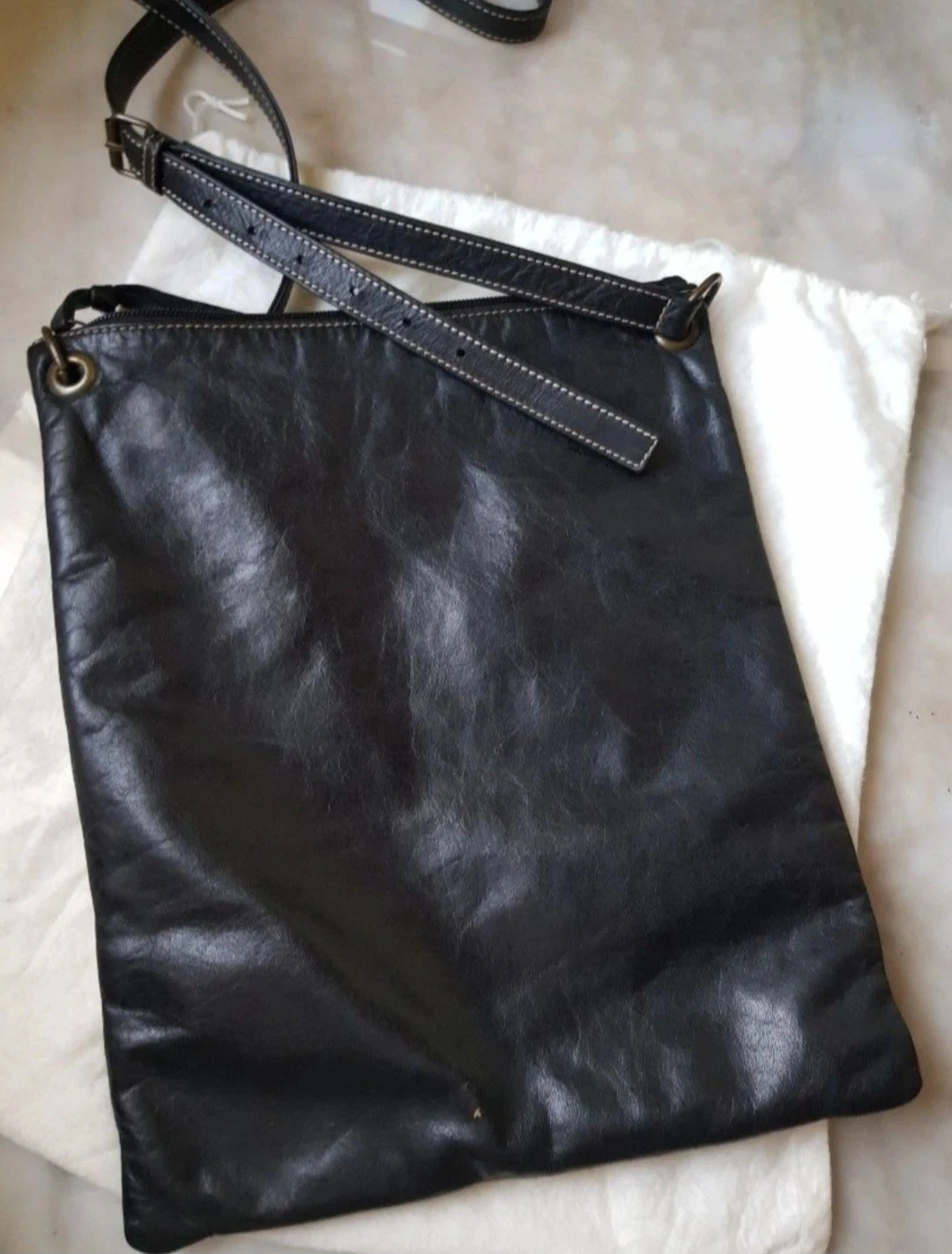 Coccinelle Black Leather Flower Applique Shoulder/Crossbody Bag - photo 2
