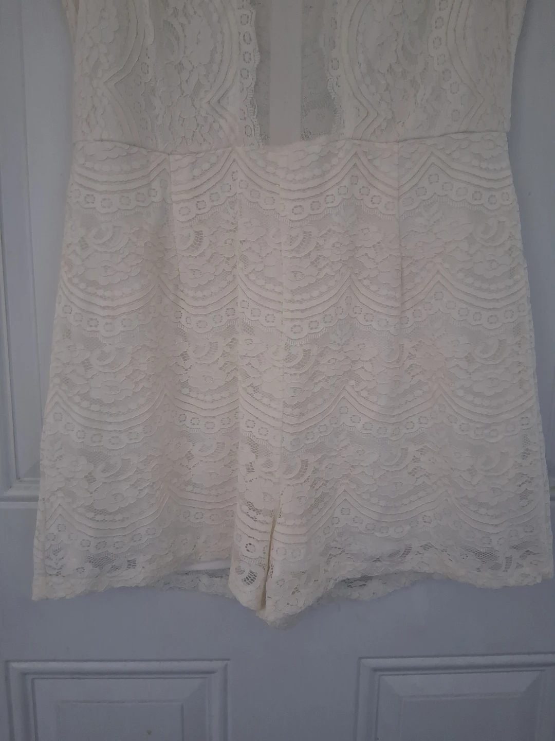 Charlotte Russe Ivory Lace Romper - Size L - photo 2