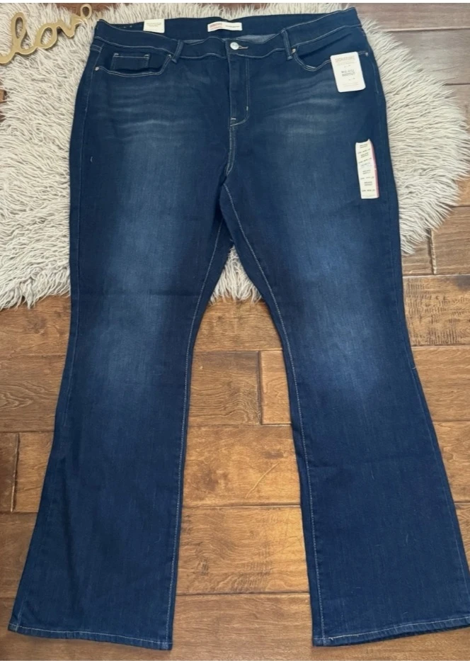 Levi Strauss Signature Mid Rise Bootcut Jeans