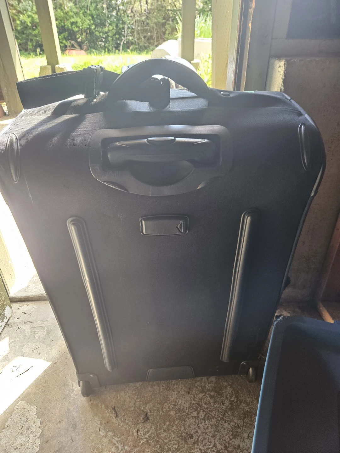 Black Samsonite Spinner Luggage - photo 5
