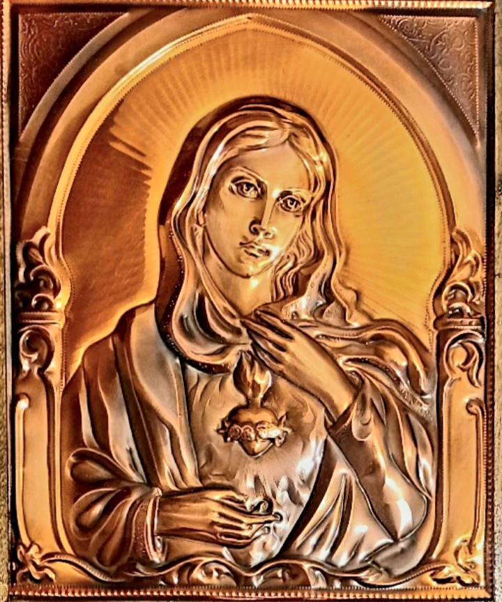 Vtg  Copper Repousse Art Heart of Mary - photo 2