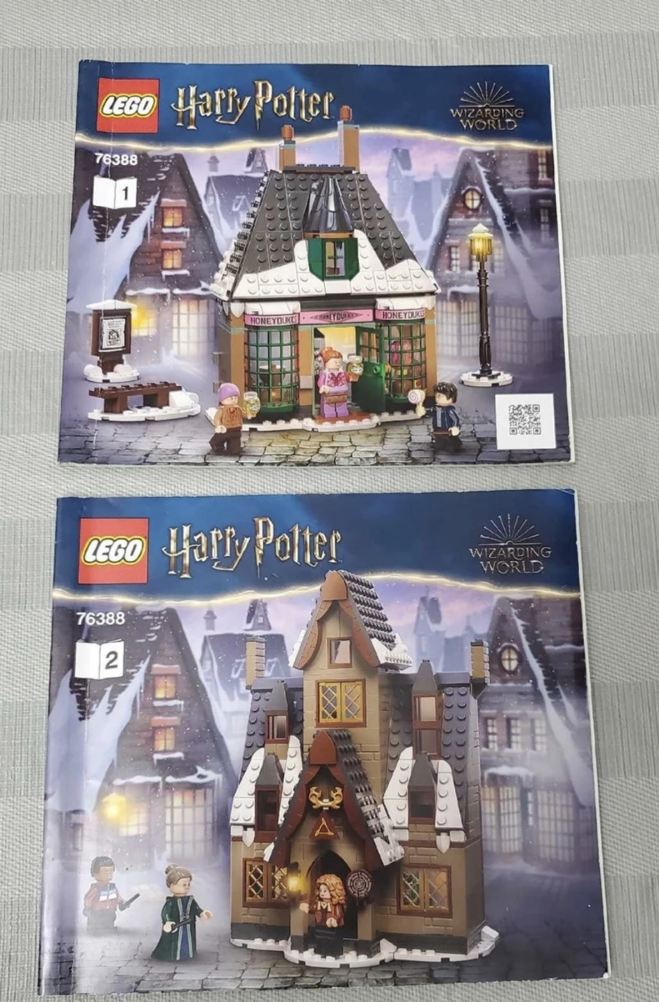 lego Harry potter set #76388 *2 Books Only*