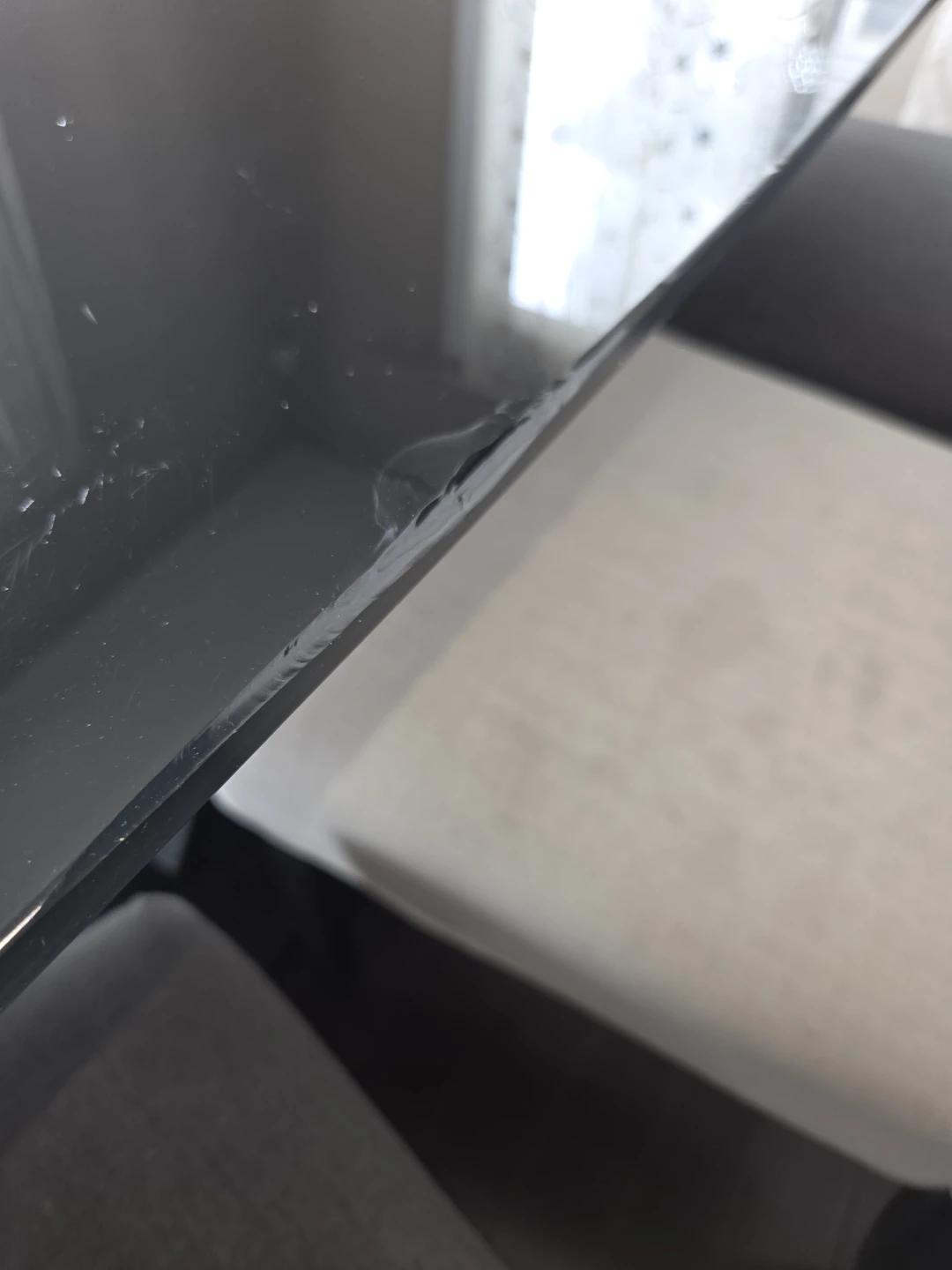 Black Glass Dining Table with Chairs... Base is cracked - photo 5