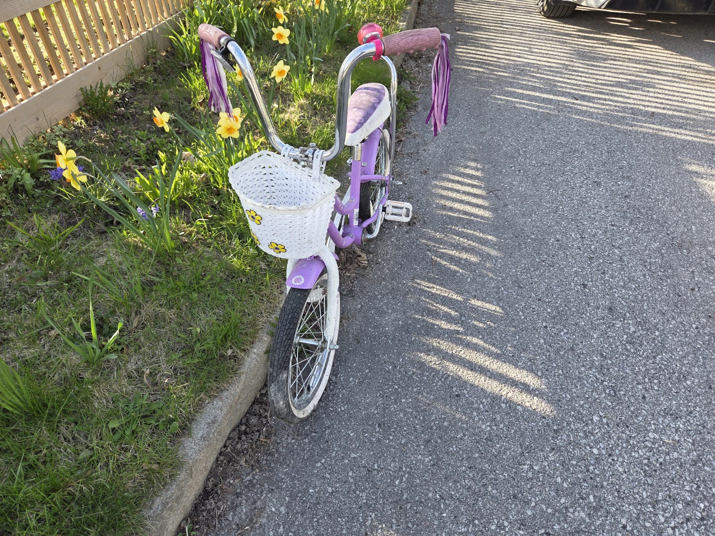 Kids Purple Bicycle with White Basket - photo 2