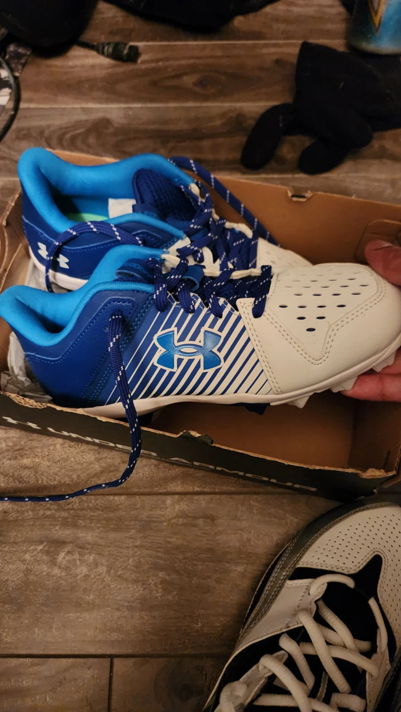 Under Armour Baseball Cleats White/Blue Youth Size 4