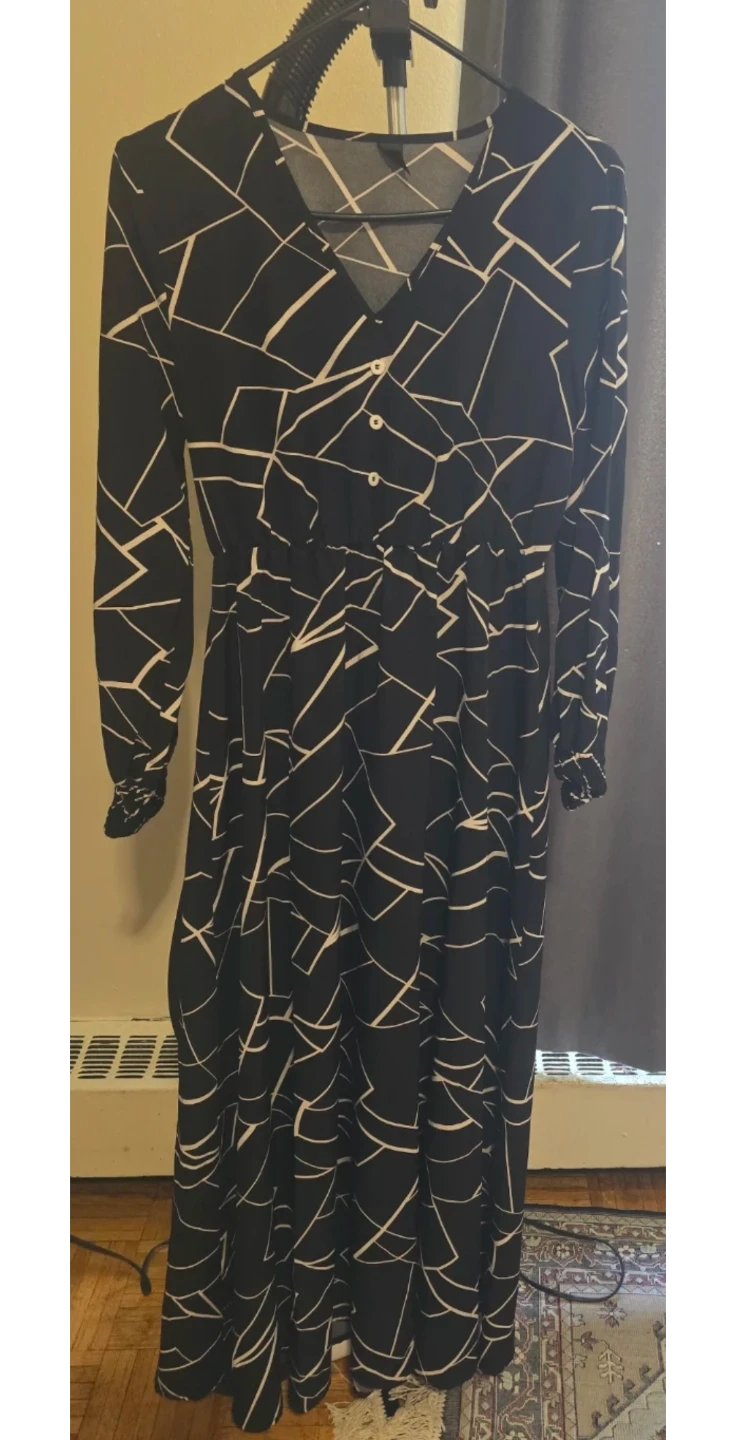 Black and White Geometric Print Dress🌱