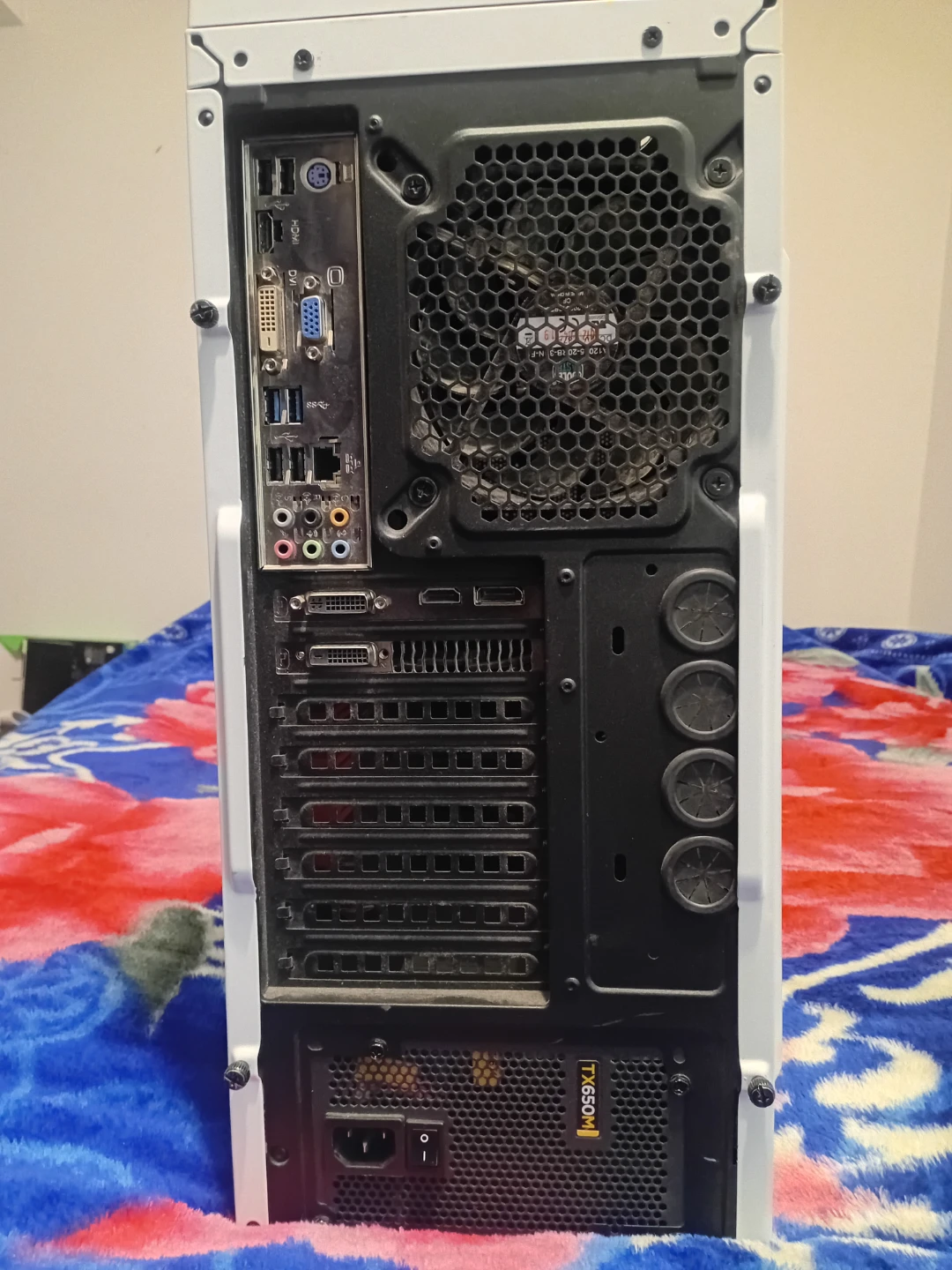 Corsair White Computer Tower Case - photo 2