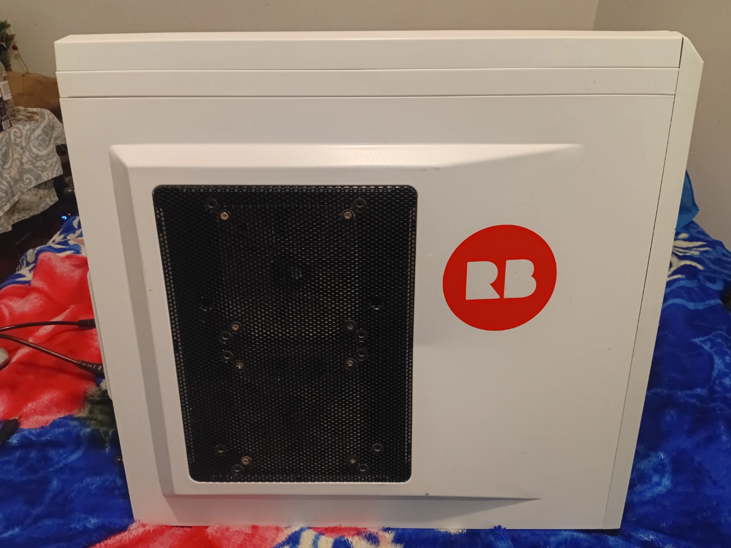 Corsair White Computer Tower Case - photo 4