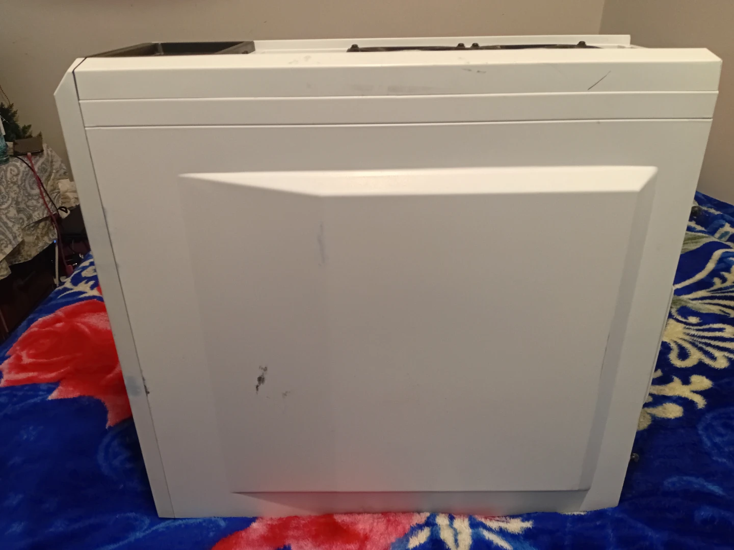 Corsair White Computer Tower Case - photo 5