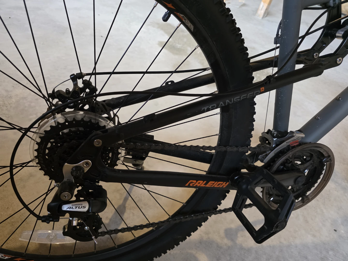 Raleigh Peak Transfer Mountain Bike - photo 4