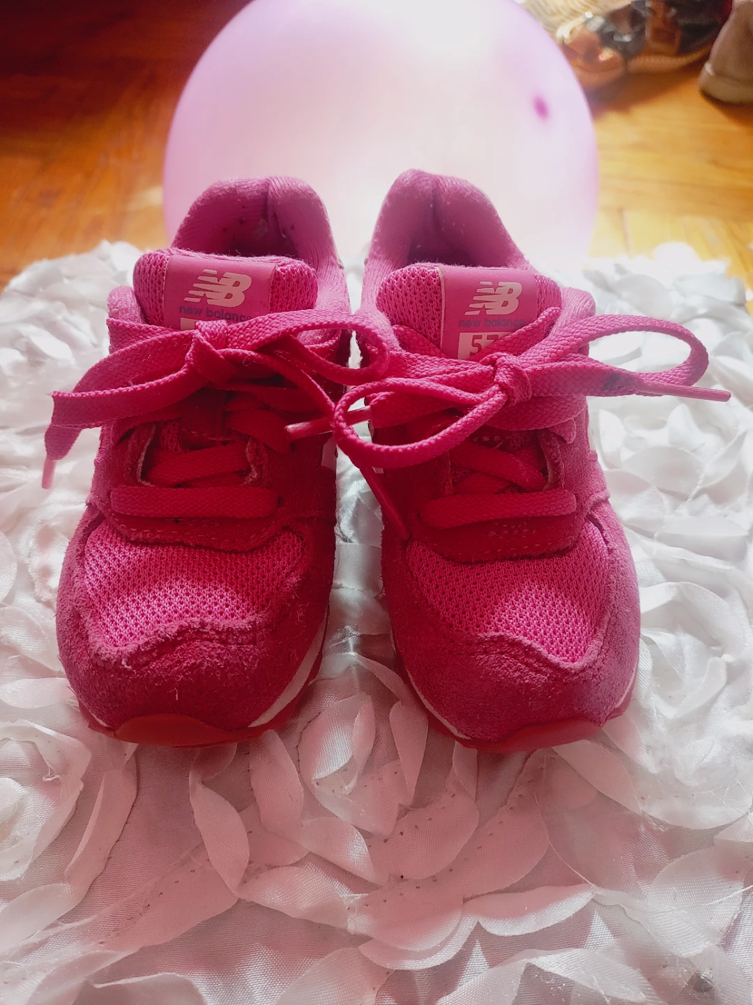 New Balance 574 Pink Kids Shoes Size 7 used