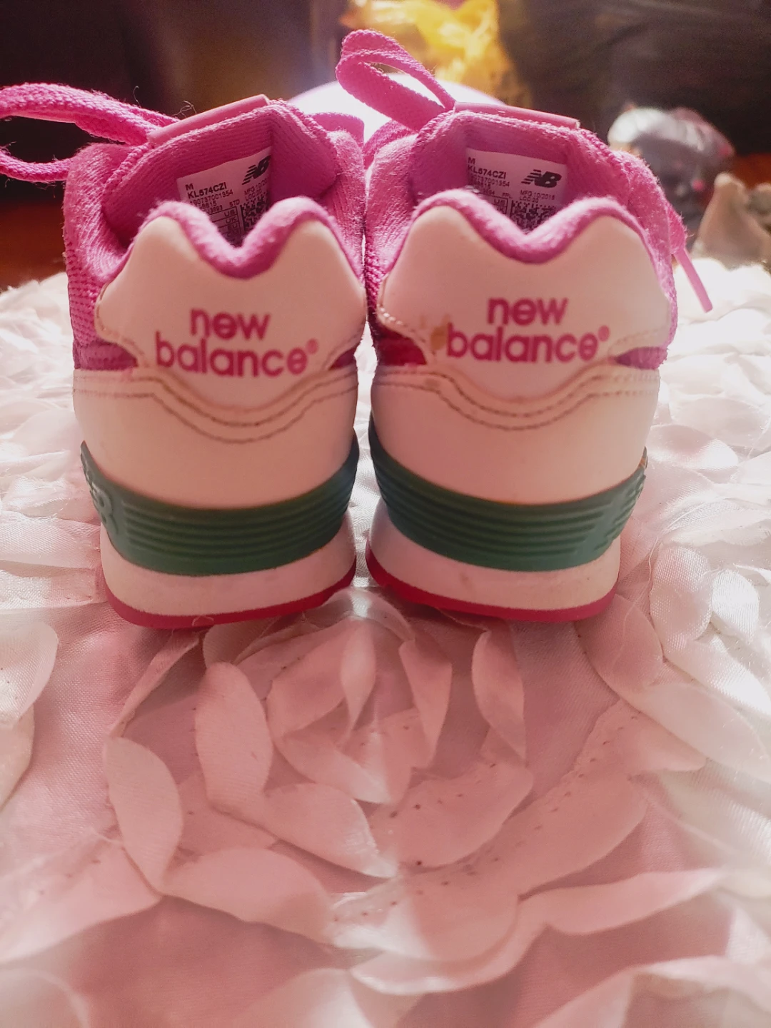New Balance 574 Pink Kids Shoes Size 7 used - photo 3