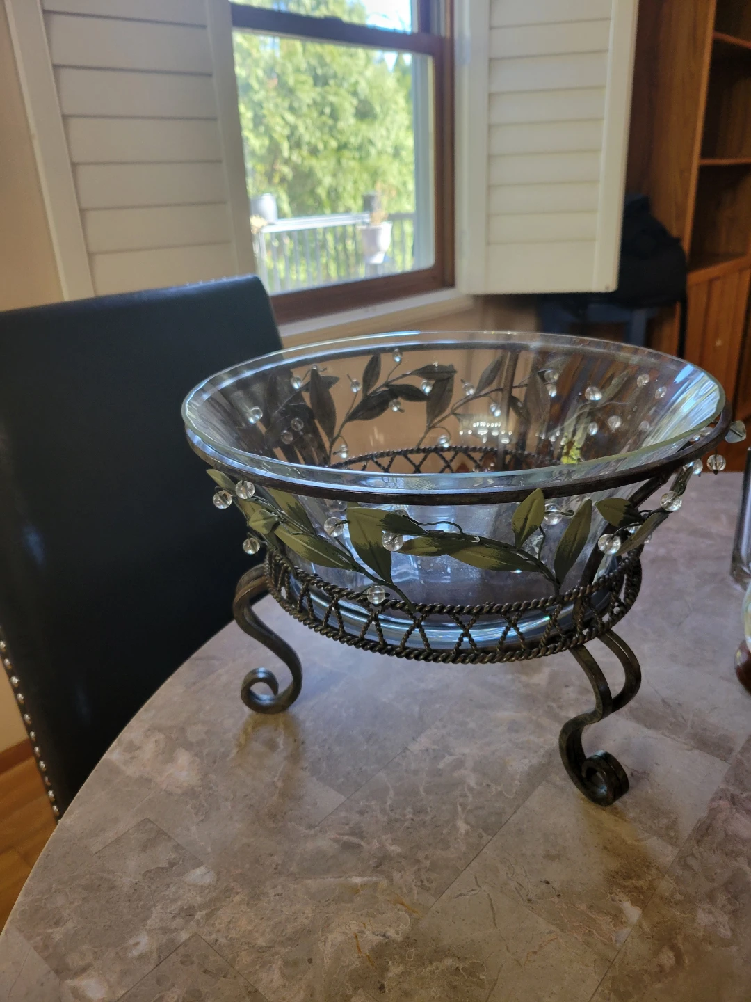Decorative Glass for plant  with Stand
