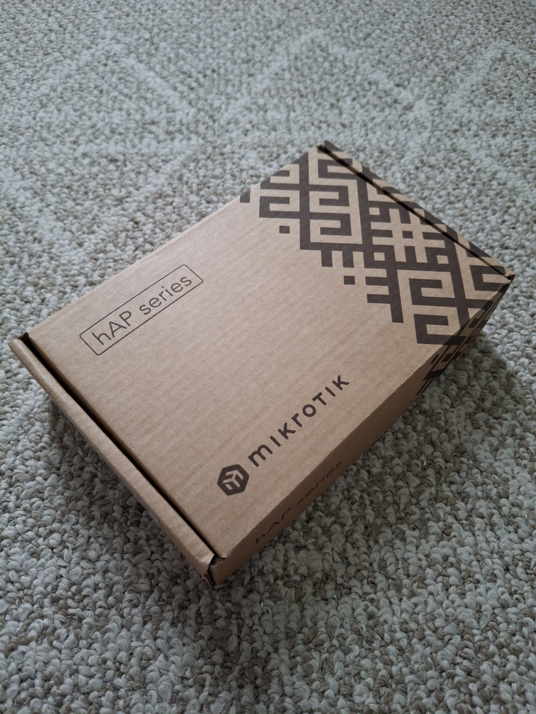 MikroTik hAP ax2 WiFi Router - photo 2