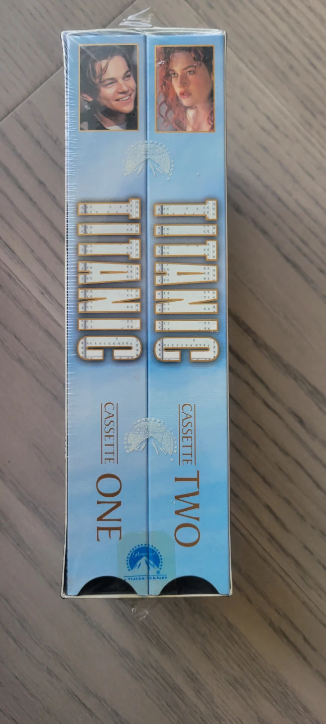Titanic VHS - James Cameron Film - Winner of 11 Academy Awards - photo 2