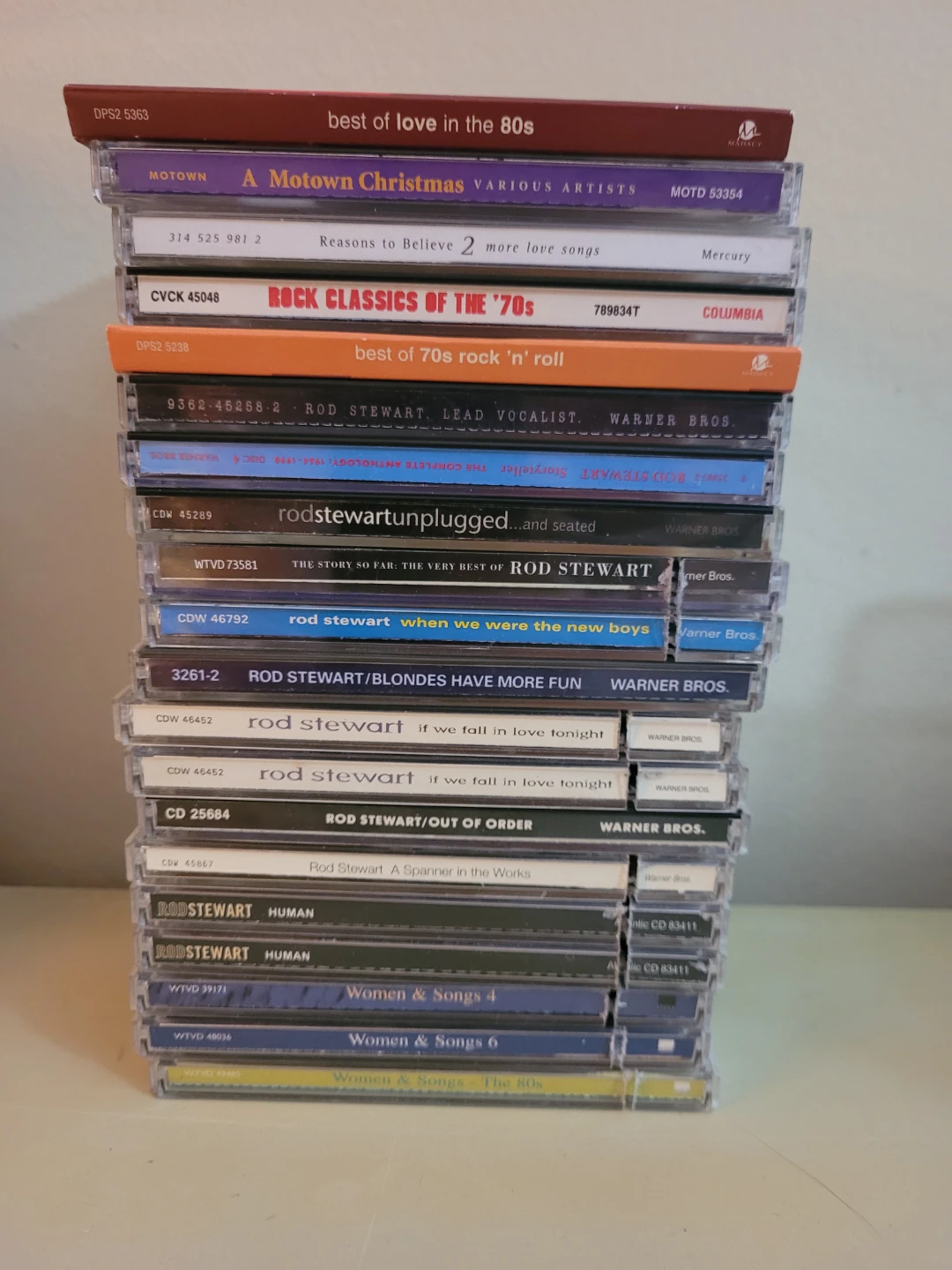 Collection of 80 + Music CDs - photo 2
