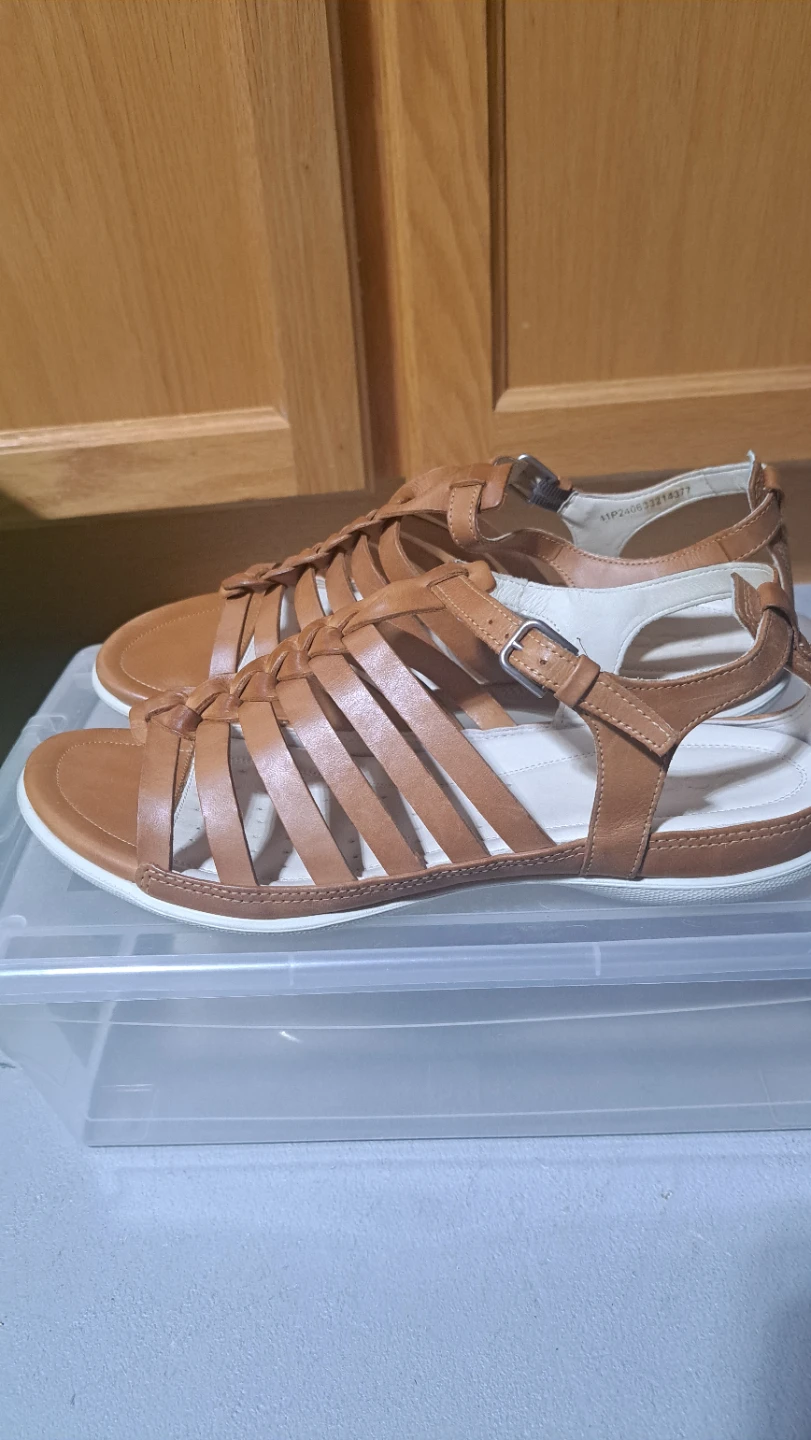 ECCO Women's Tan Leather Gladiator Sandals Size 41 - photo 2
