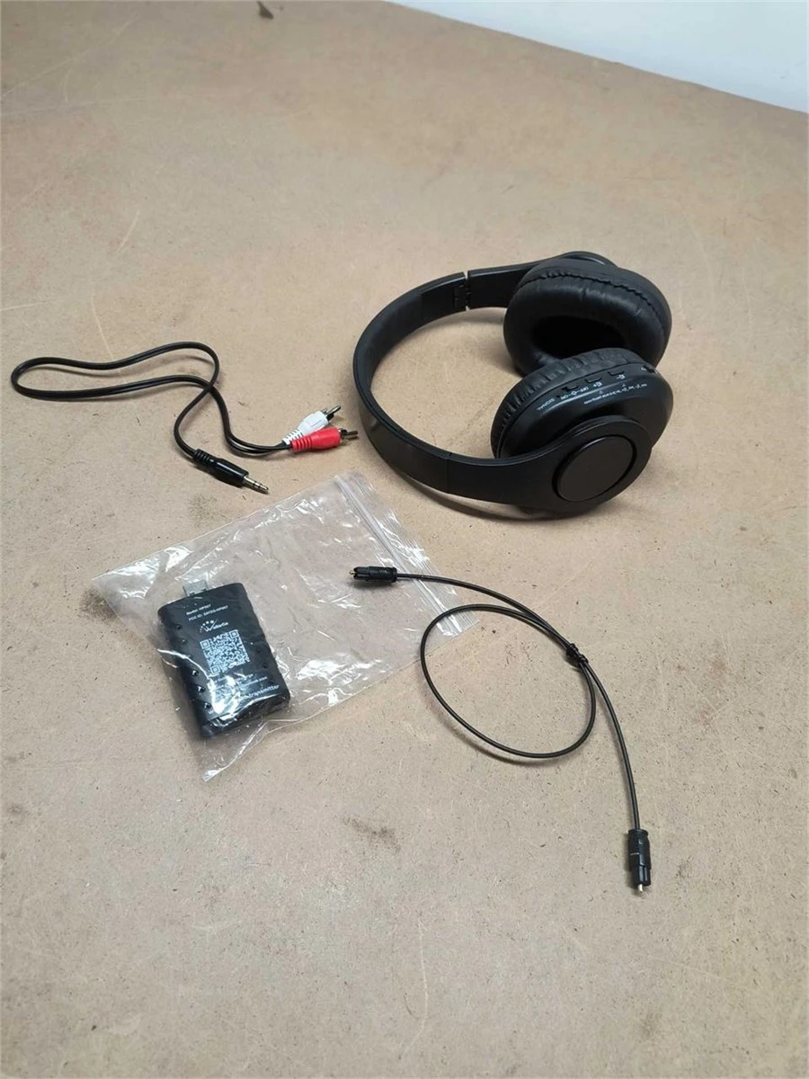 Wireless Headphones with Audio Transmitter - photo 2