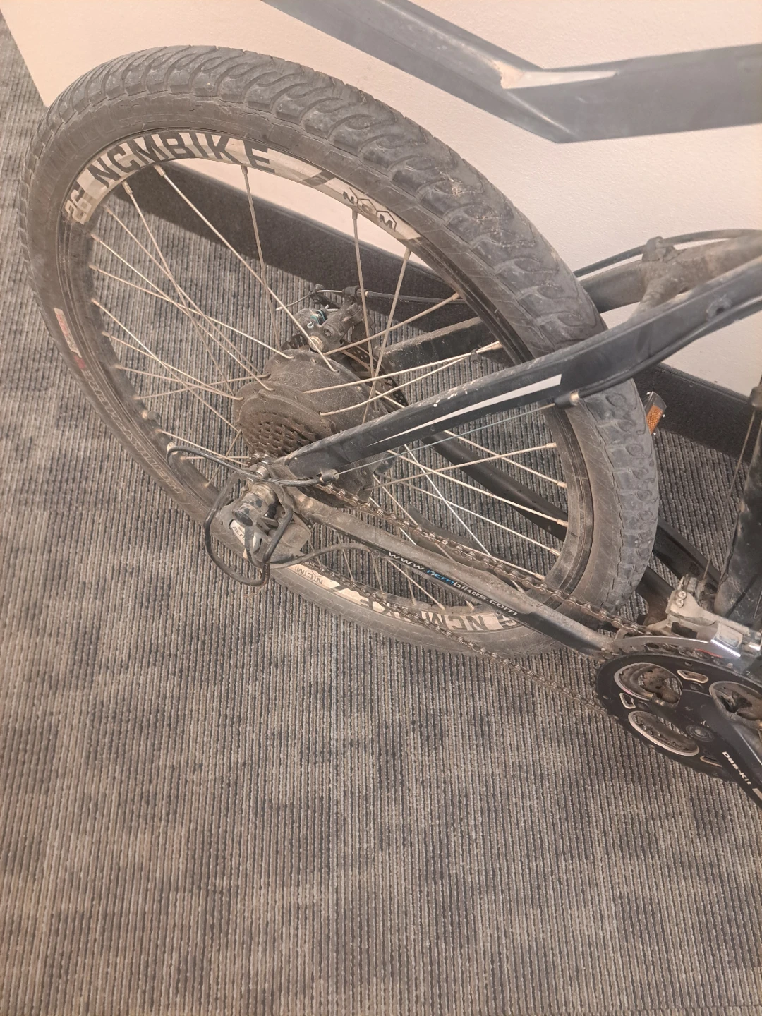 NCM Prague Electric Bike - photo 3