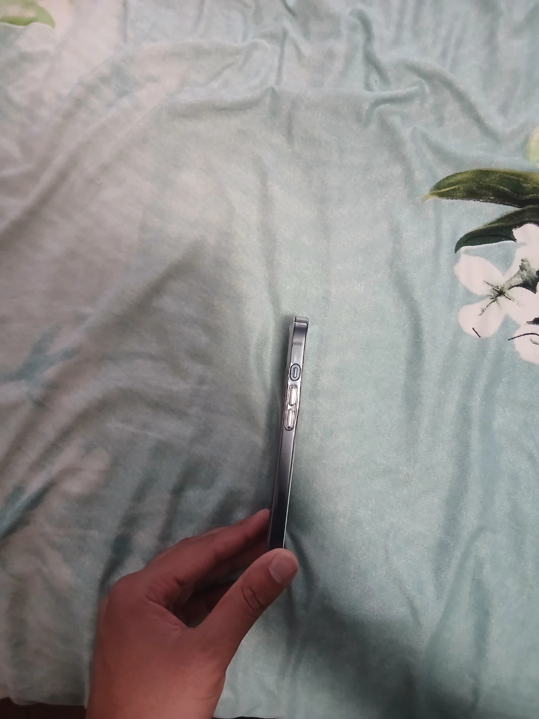 Apple iPhone 13 - photo 3