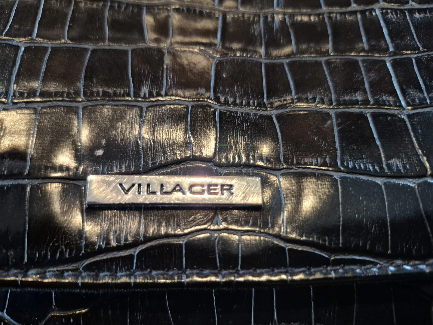 Black Croc Embossed Shoulder Bag - photo 3