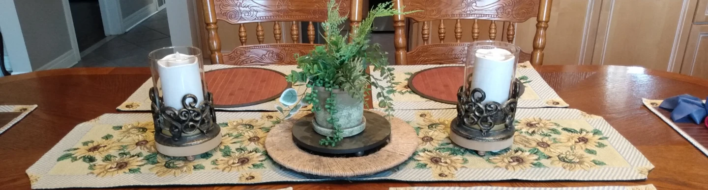 Spring/ Summer Table Runner with Sunflowers 46x12 inches. - photo 3
