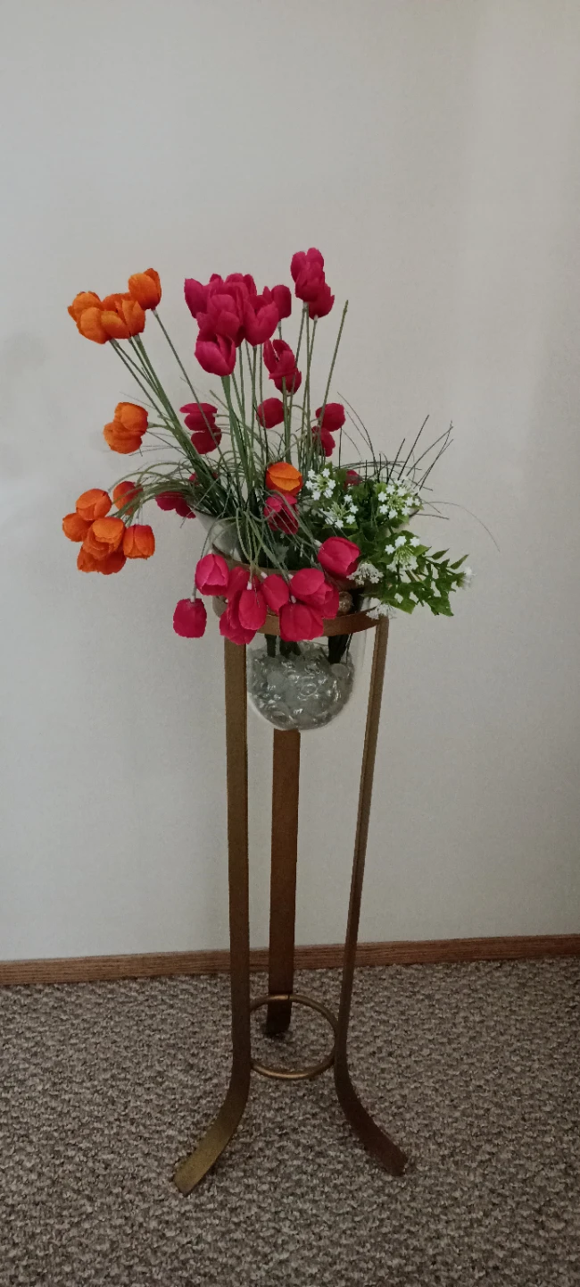 Golden metallic Stands with flowers (Set of 2) - photo 3