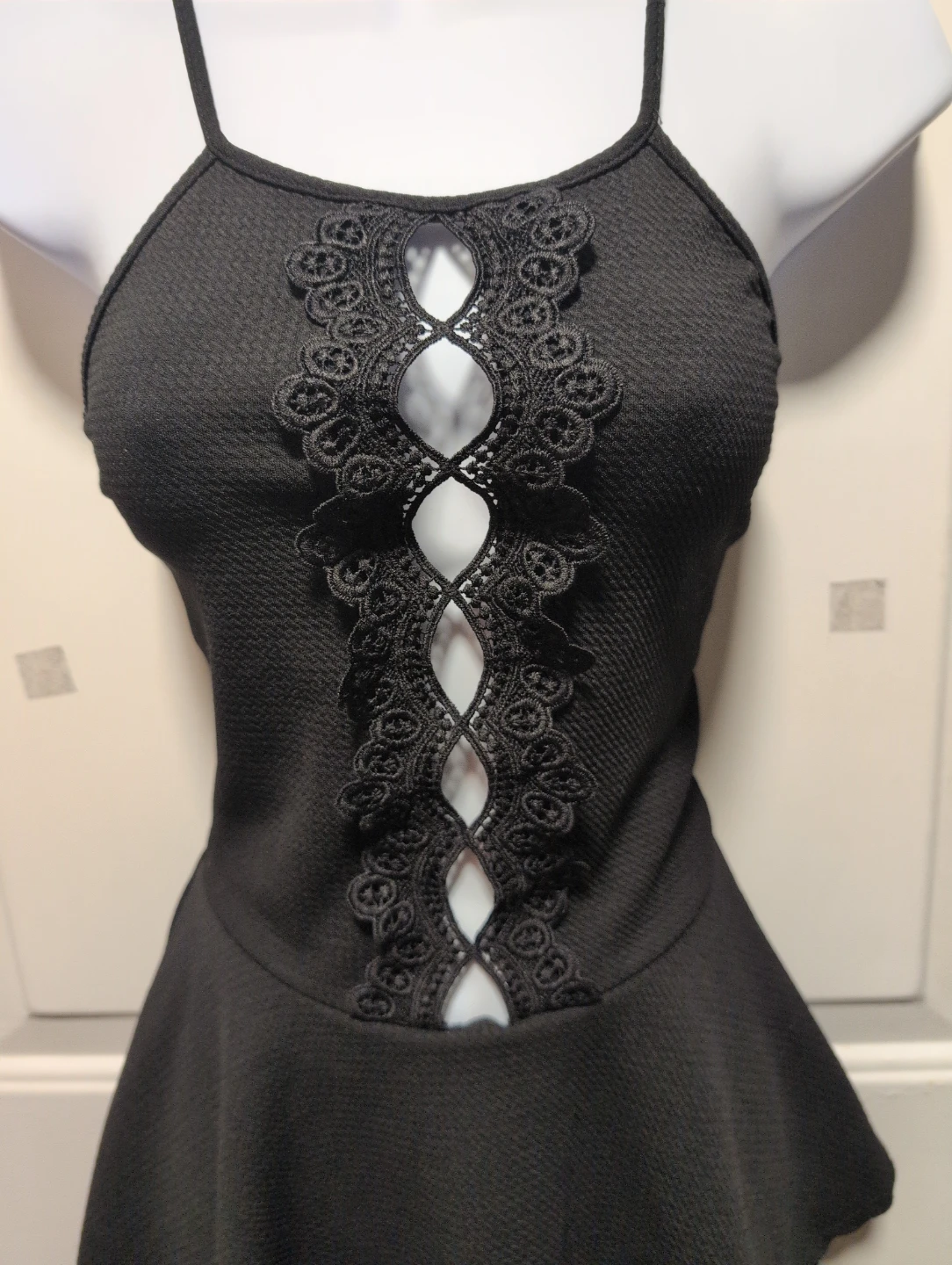 Black Lace Detail Mini Dress - photo 2