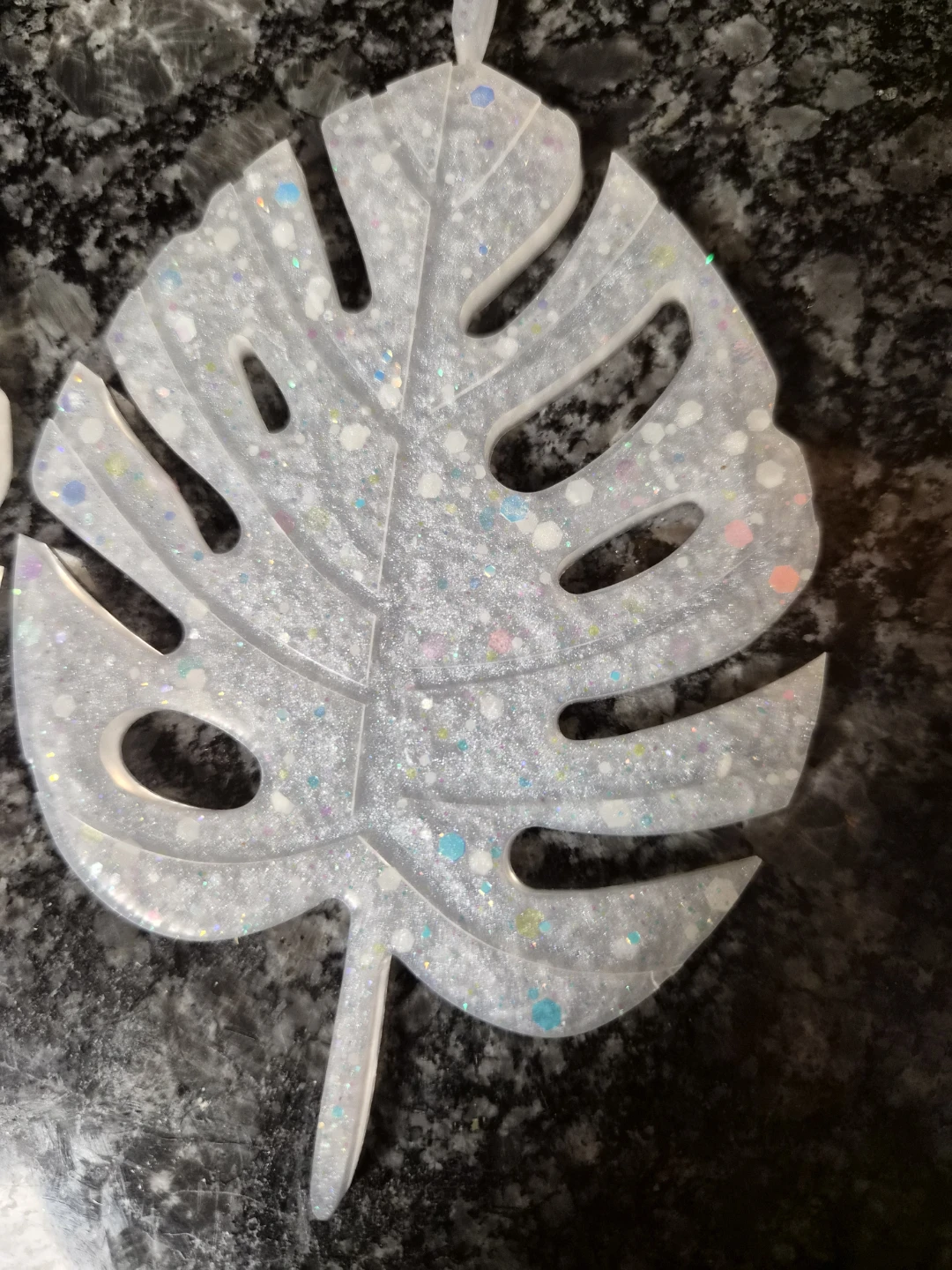 Set of 4 Glitter Monstera Leaf Coasters - photo 2