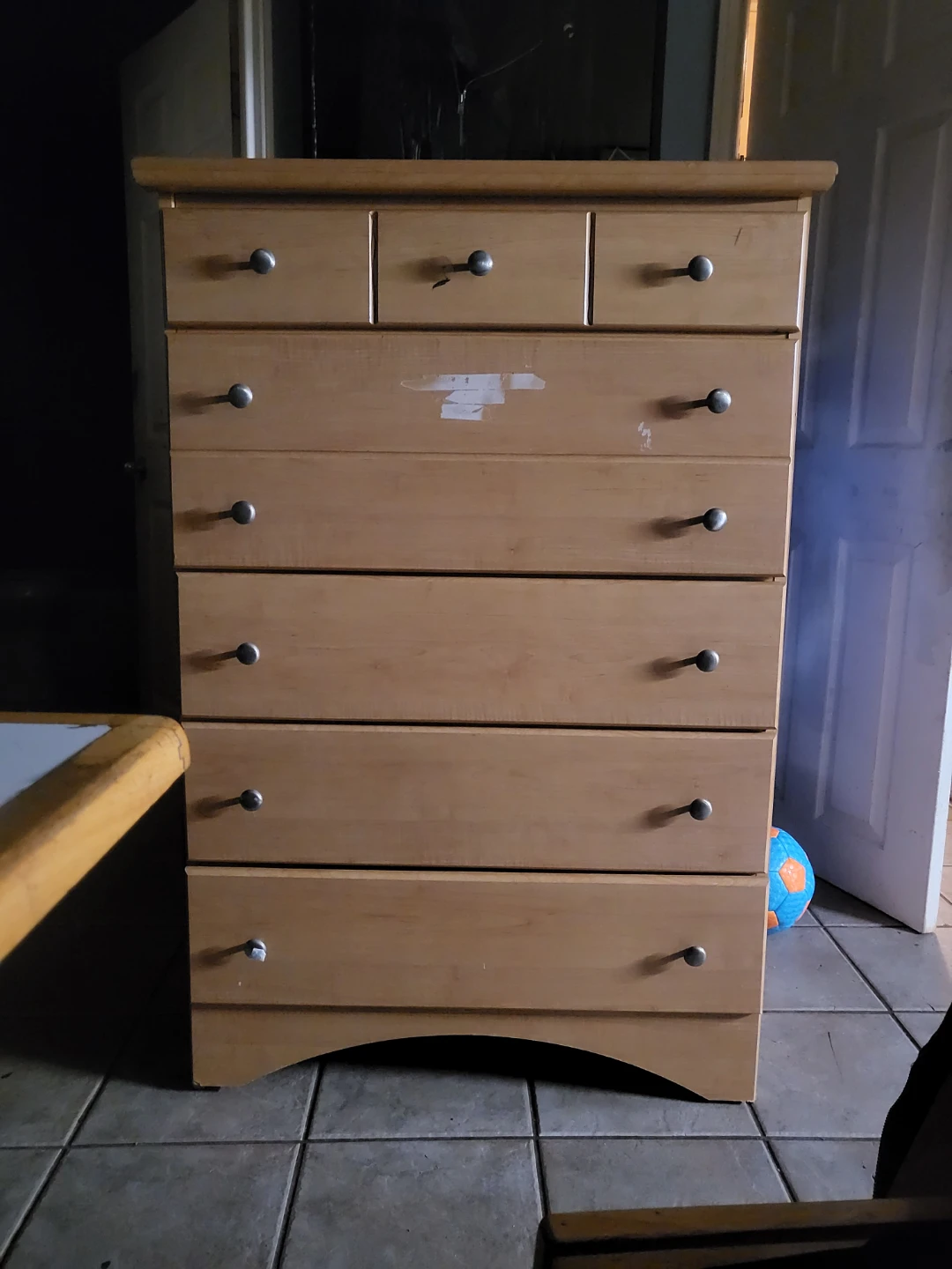 Light Brown 6-Drawer Dresser