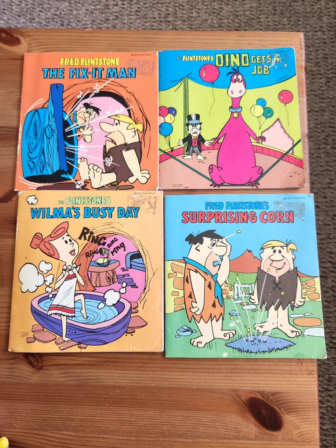 VINTAGE '80s Rare Collectibles Flintstones 4 Book Set