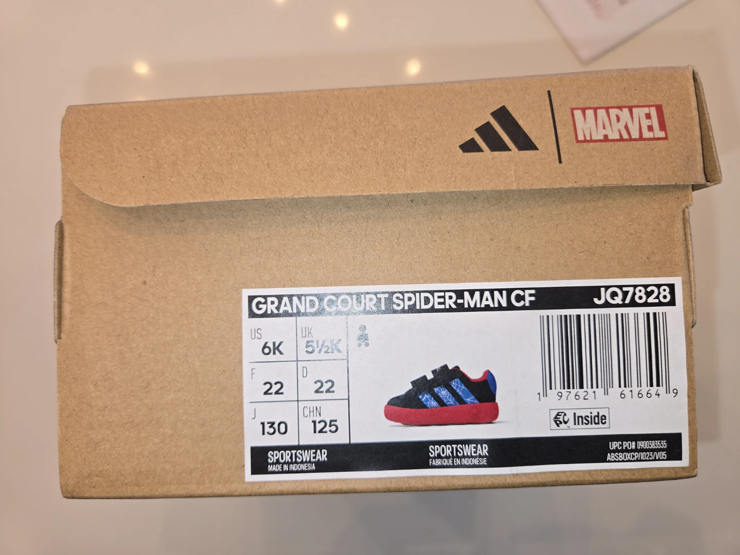 BNWT Adidas Spider Man Toddler Shoes - photo 3