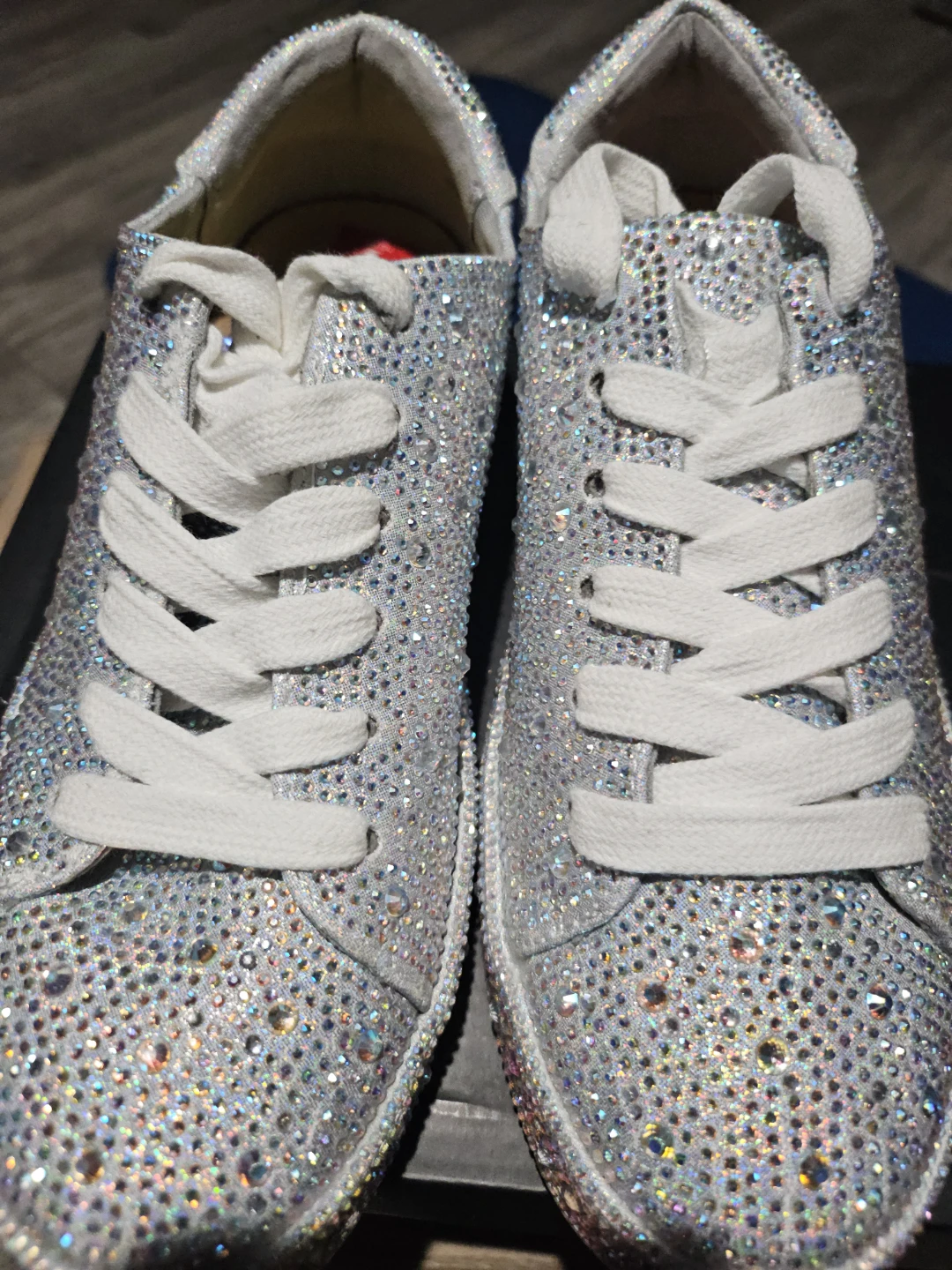 INC International Concepts LOLAF Sneakers Silver Bling Size 6M