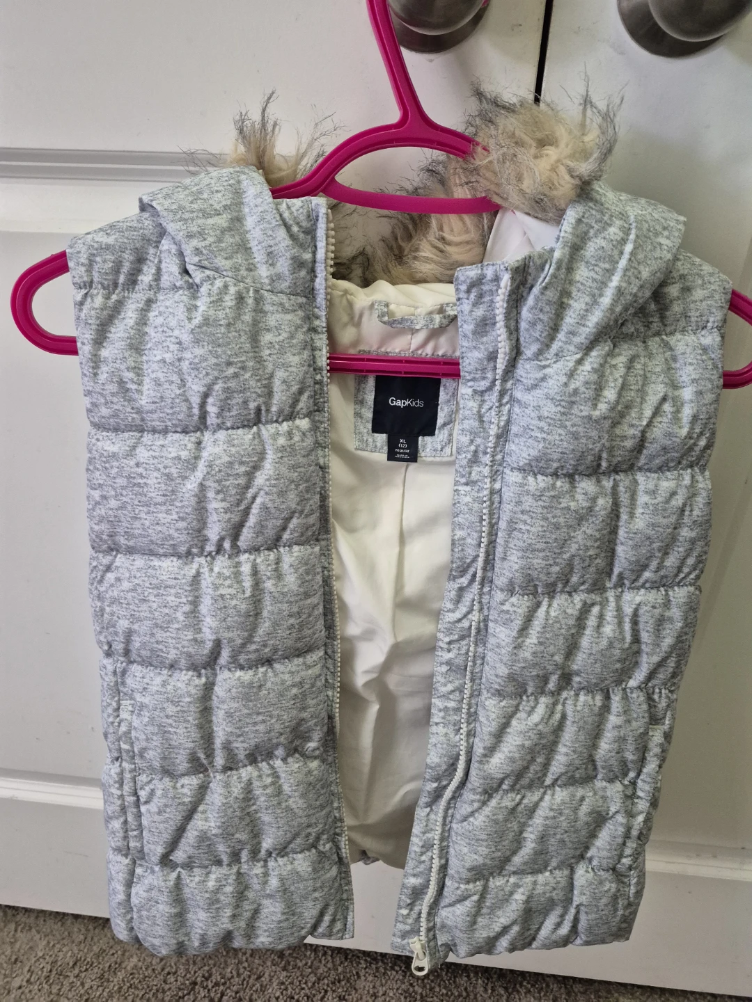 GapKids Puffer Vest XL (12) Grey. - photo 2