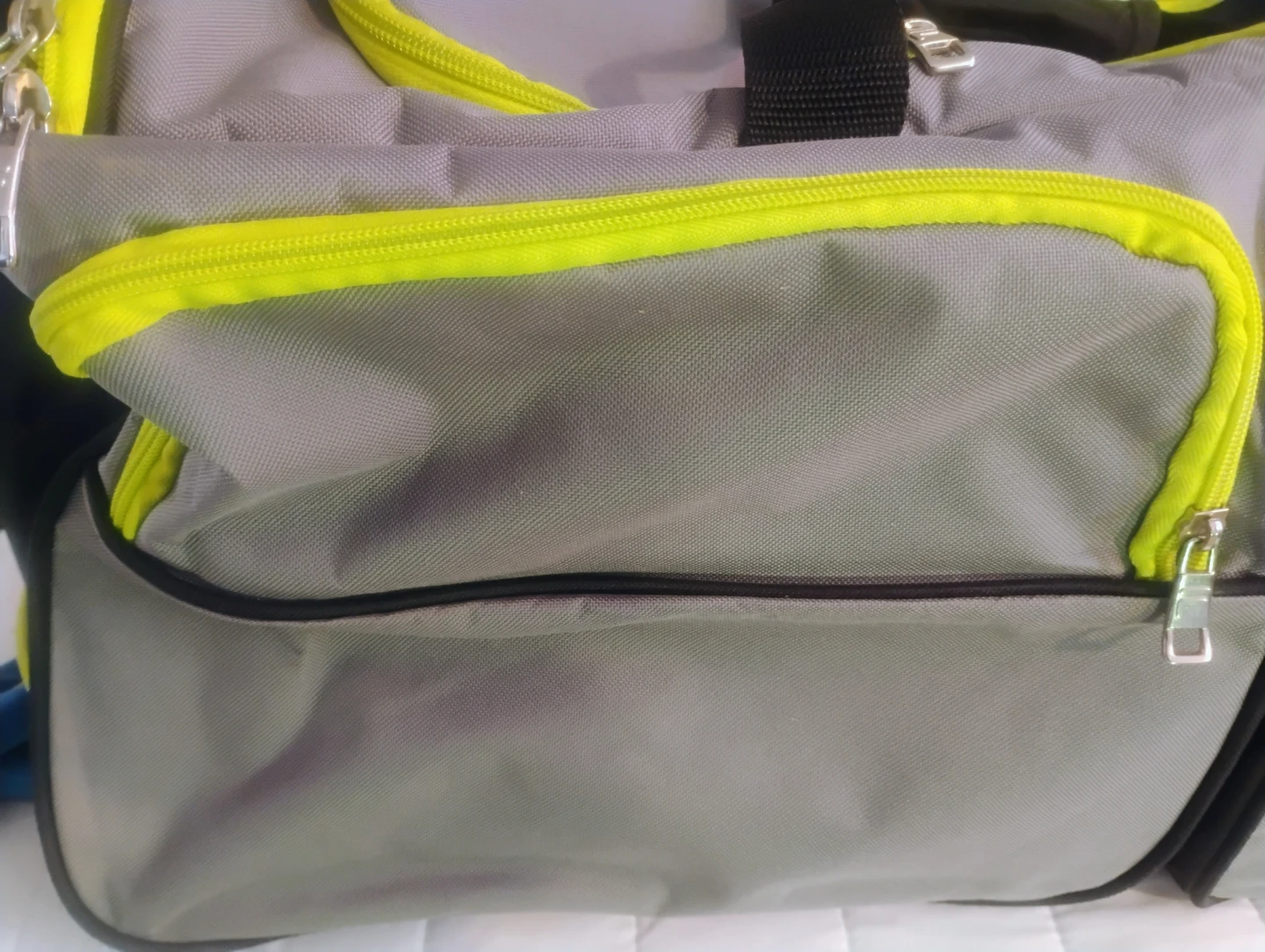 Fila Grey and Neon Yellow Duffel Bag - photo 4