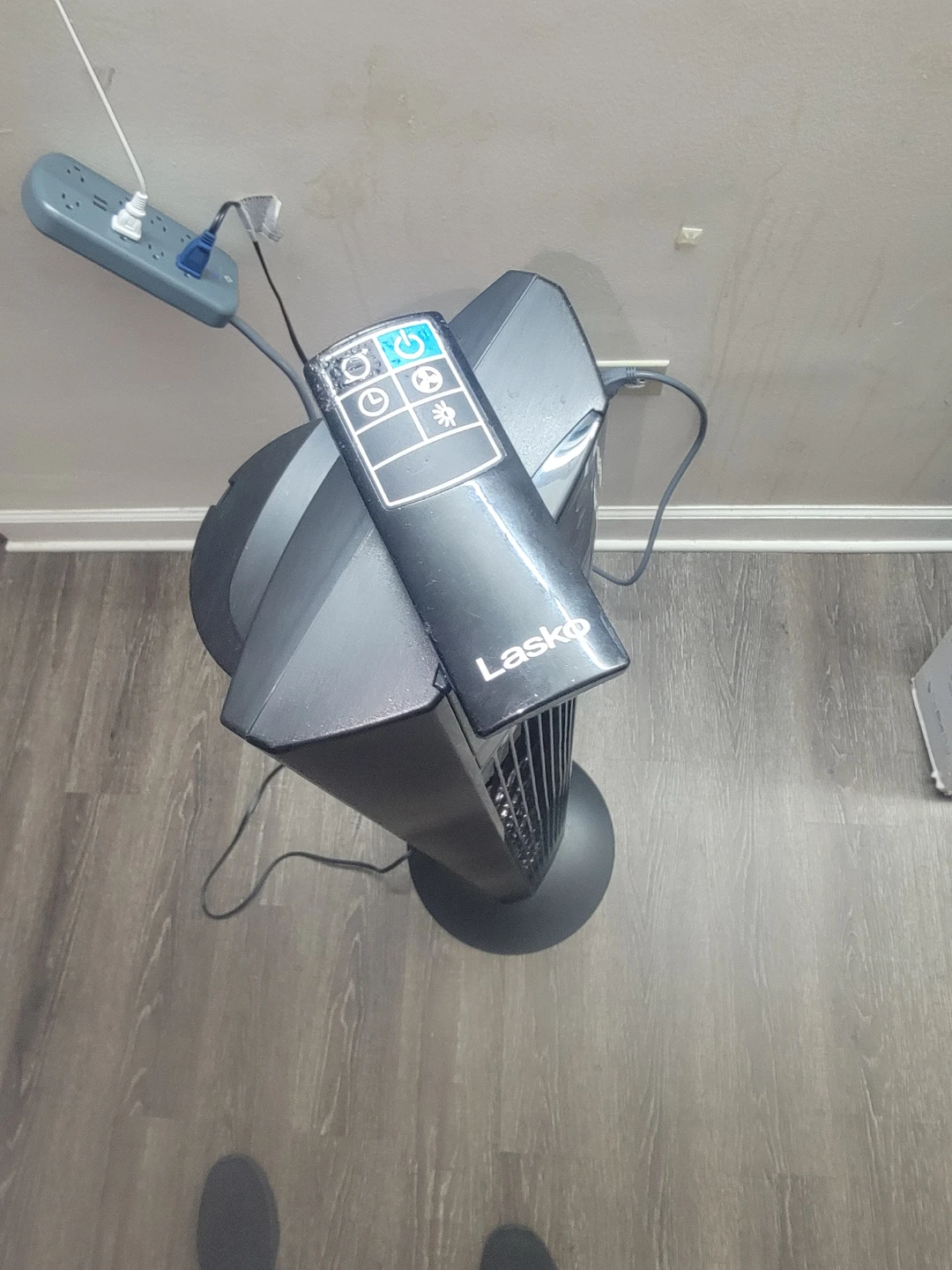 Ultra air tower fan - photo 3