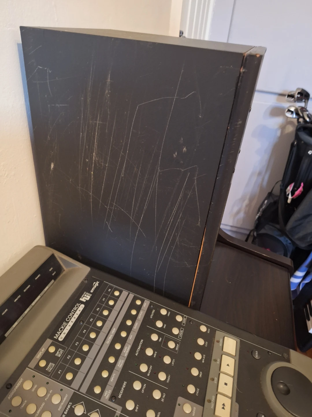 Alesis M1 Active 520 Studio Monitors and Mackie Control Surface - photo 5