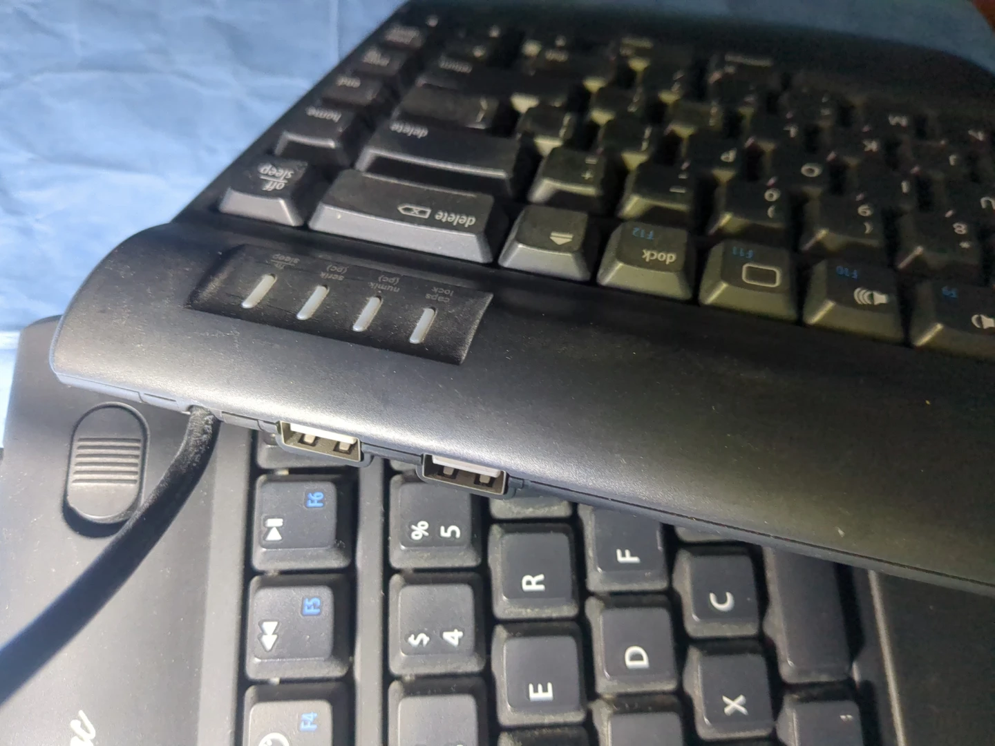 Kinesis Freestyle 2 for Mac Ergonomic Split Keyboard - photo 4