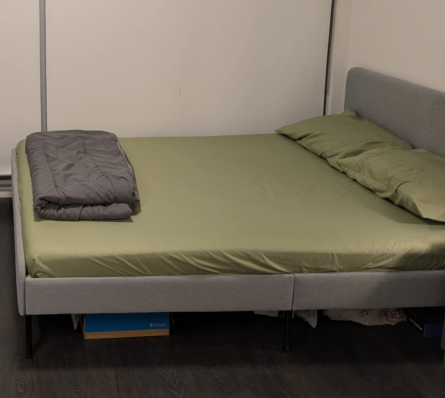 Queen Size bed
