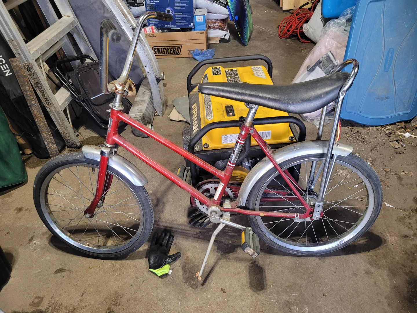 Red Vintage Bicycle - photo 4