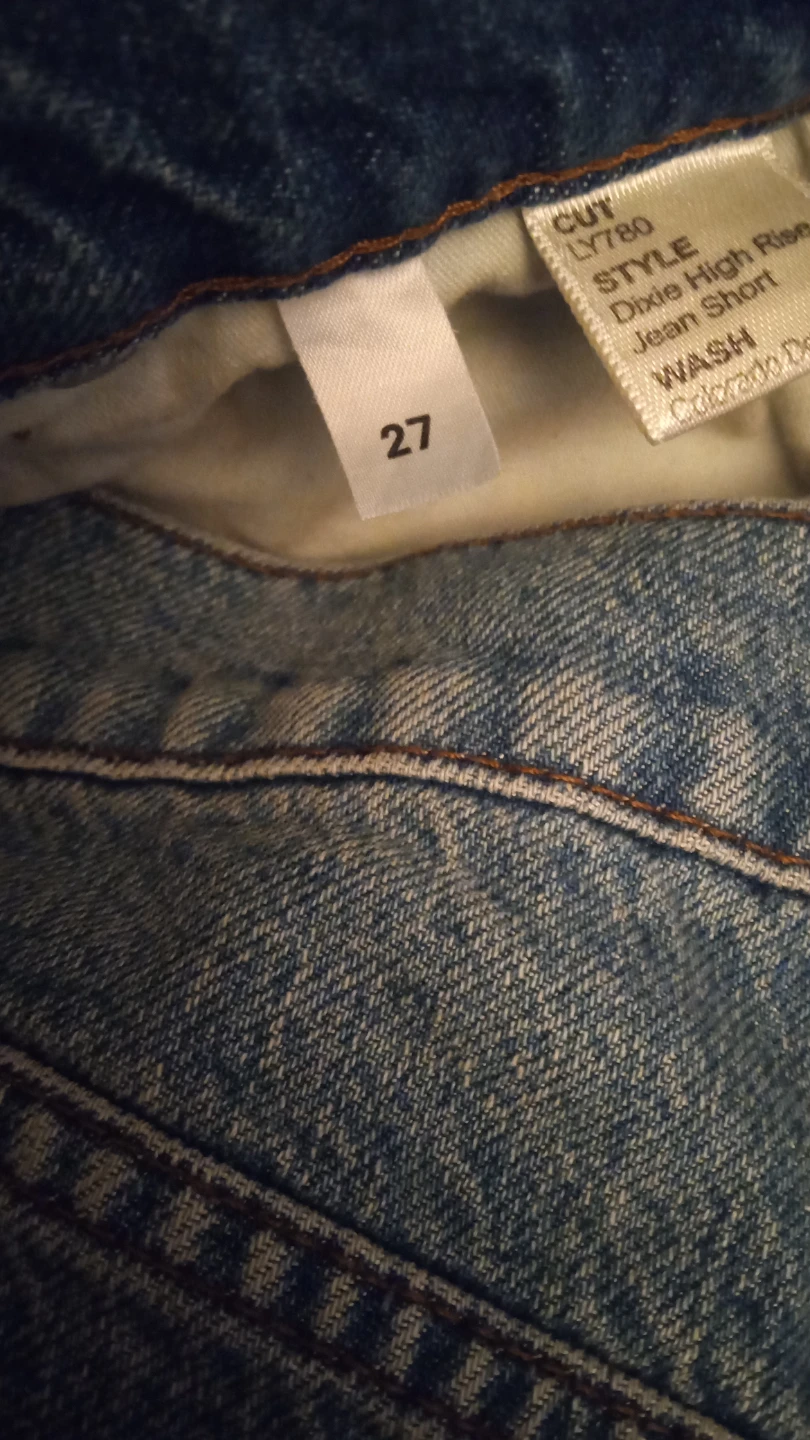 Vintage Reformation Jean Shorts size Medium - photo 5